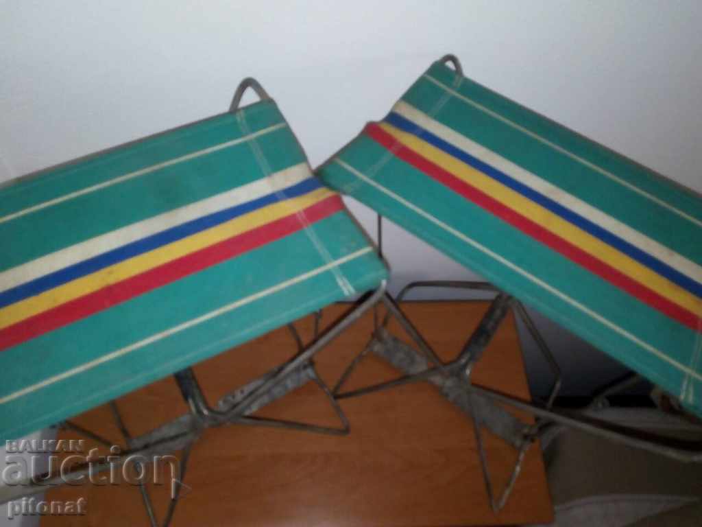 Auction  Collector folding chairs