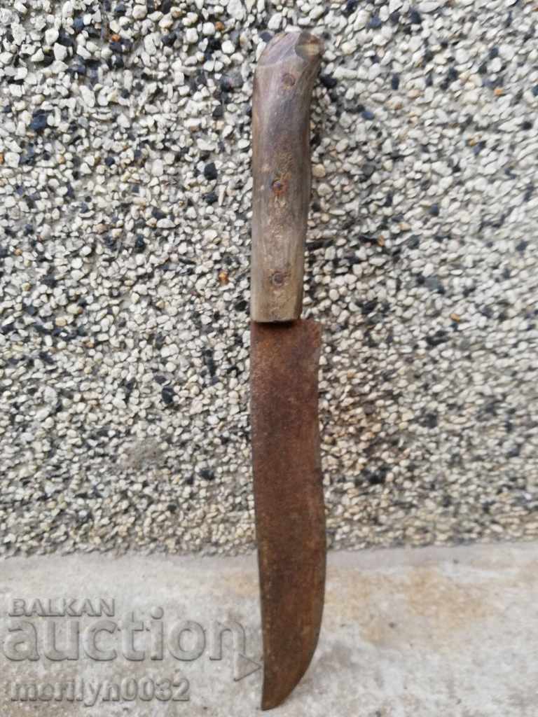 An old knife with buffalo horns without a karaoke karaoke, a dagger with price 89.00 BGN | € 45.50