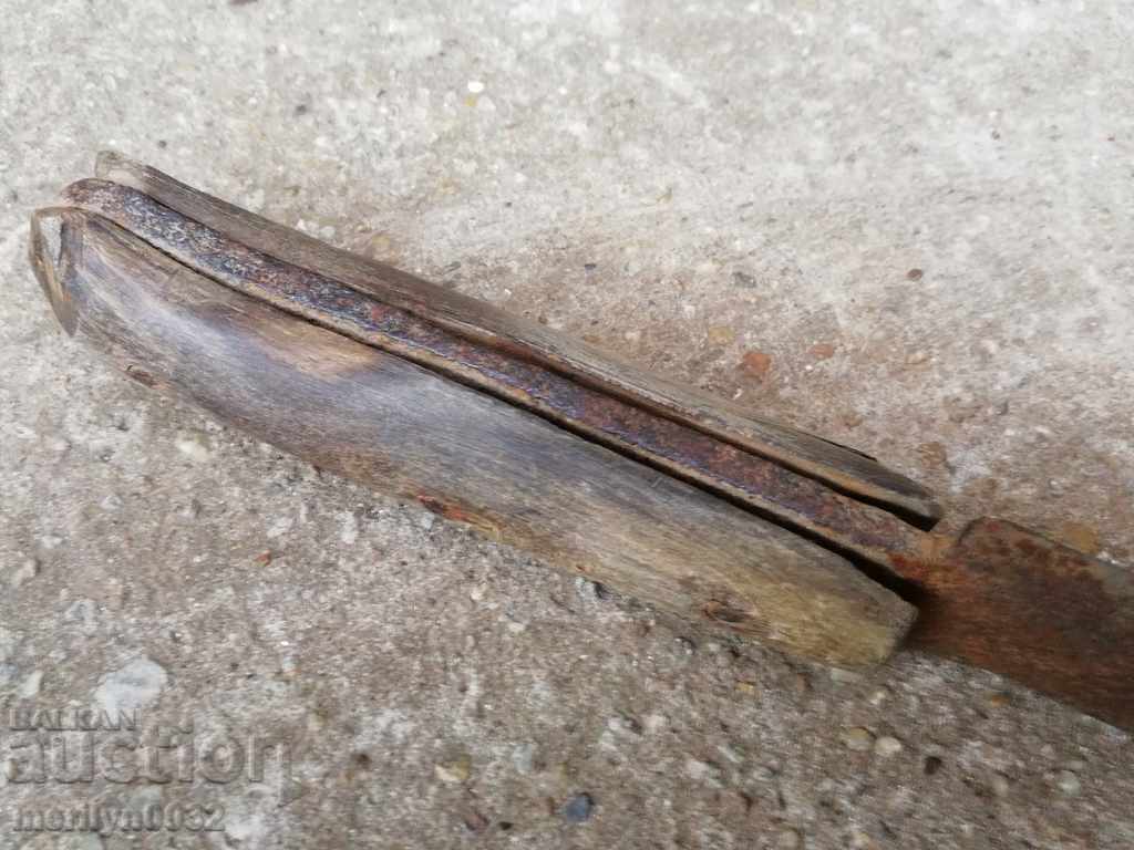 An old knife with buffalo horns without a karaoke karaoke, a dagger - 6