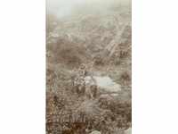 Παλιά κάρτα - στρατιωτική - ομάδα στρατιωτών στο βουνό