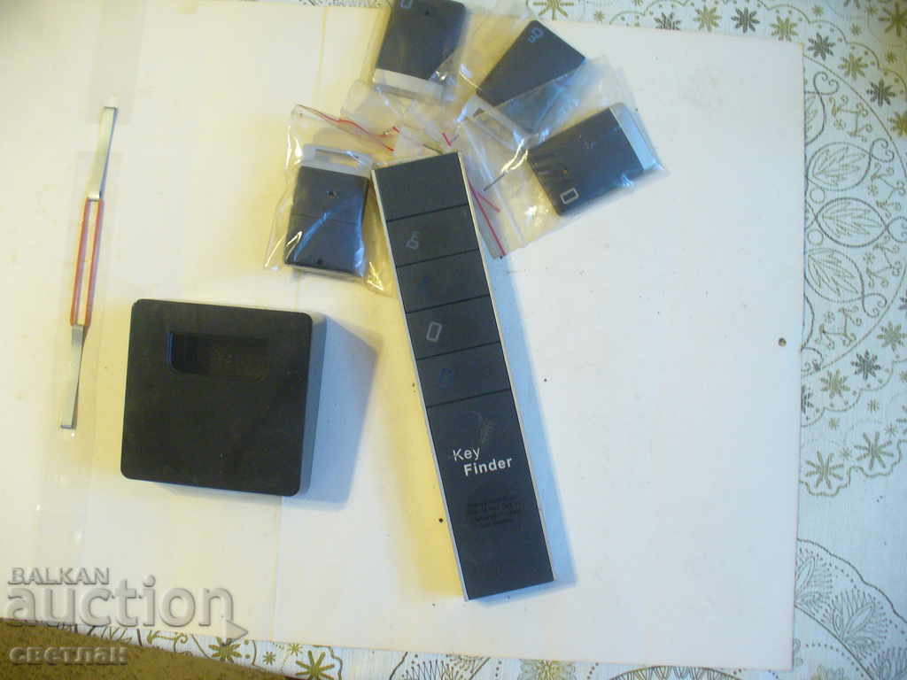 SISTEM DE CĂUTARE DE LA DISTANȚĂ PENTRU CHEI SAU BAGAJE