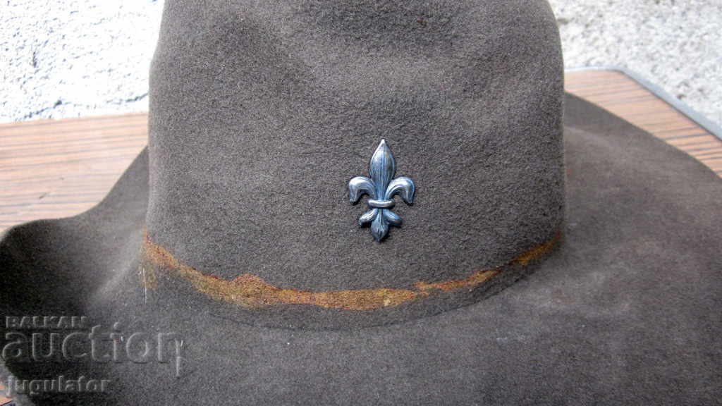 original old boy scout cockade hat with price 70.00 BGN | € 35.79 original old boy scout cockade hat with price 70.00 BGN | € 35.79