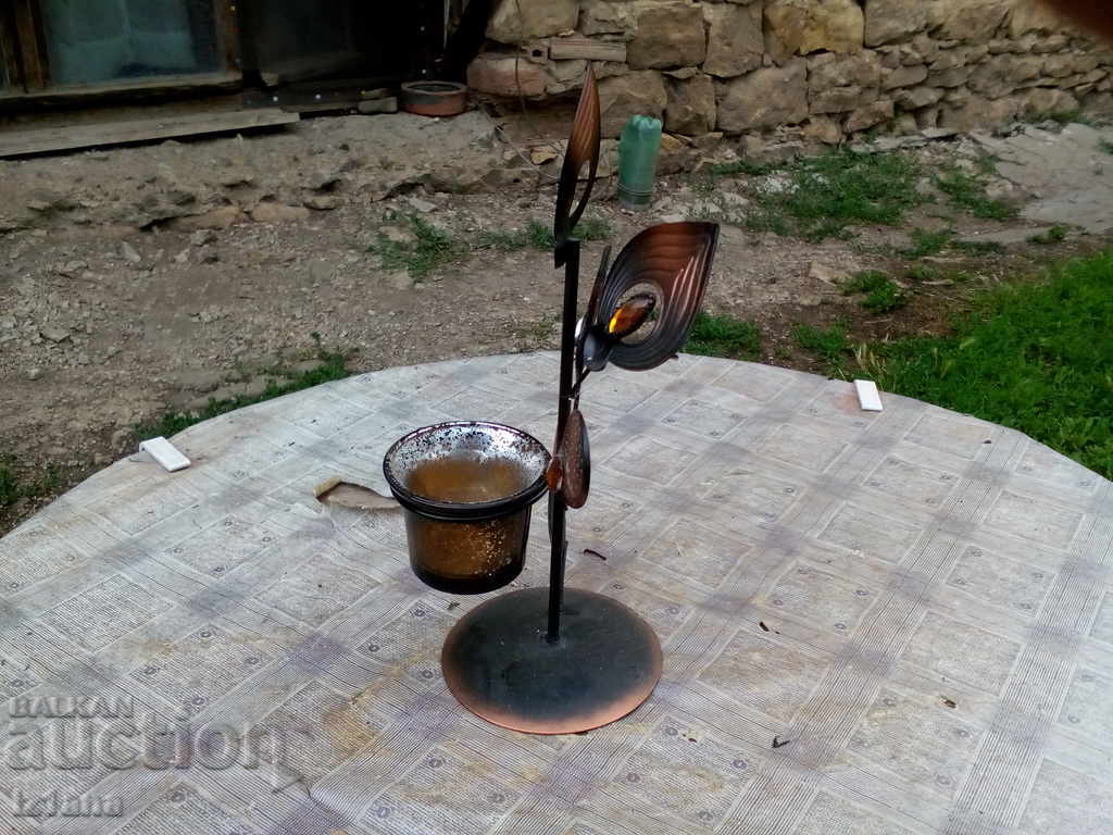 An old candlestick with price 10.00 BGN | € 5.11 An old candlestick with price 10.00 BGN | € 5.11