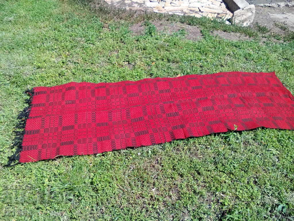 Auction Ancient path, rug Auction Ancient path, rug