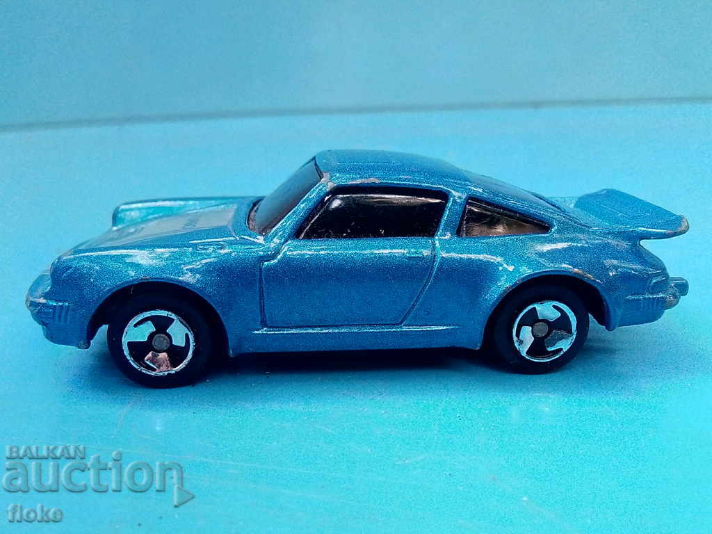 Auction Porsche metal trolley Auction Porsche metal trolley