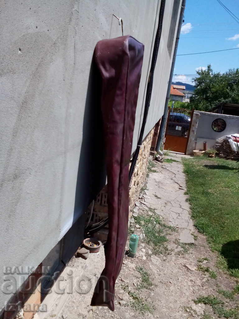 Auction Old clothes case Auction Old clothes case