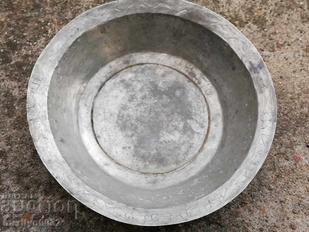 Delivery of Old copper saucer gift box copper pan plate, Tas Delivery of Old copper saucer gift box copper pan plate, Tas