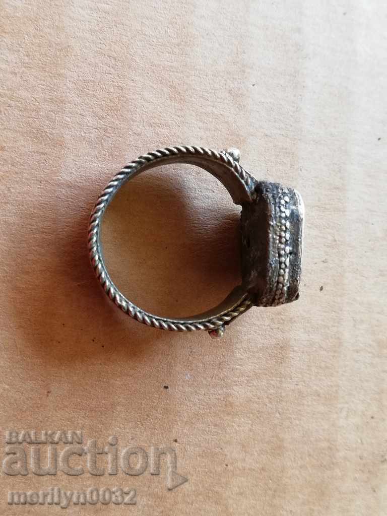 Възрожденски сребърен пръстен  сребро, накит, бижу с цена € 95.16 | 186.12 лв.
