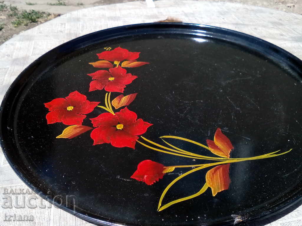 Old tray with price 10.00 BGN | € 5.11 Old tray with price 10.00 BGN | € 5.11