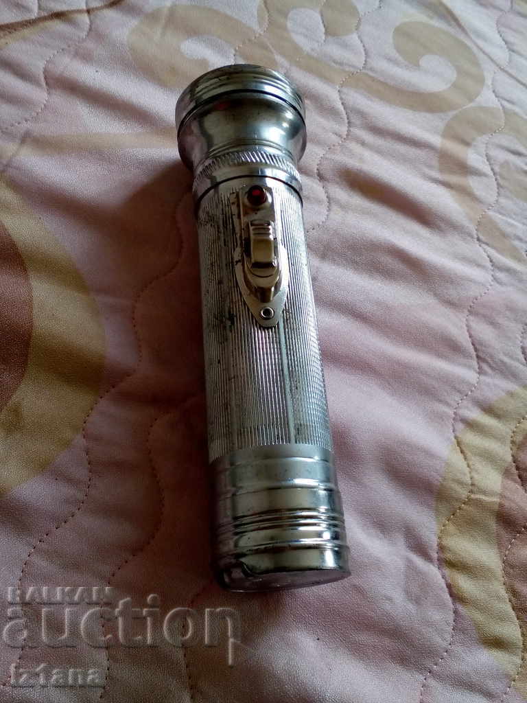 Παλιά φανάρι, φακός με τιμή 7.00 BGN | € 3.58 Παλιά φανάρι, φακός με τιμή 7.00 BGN | € 3.58