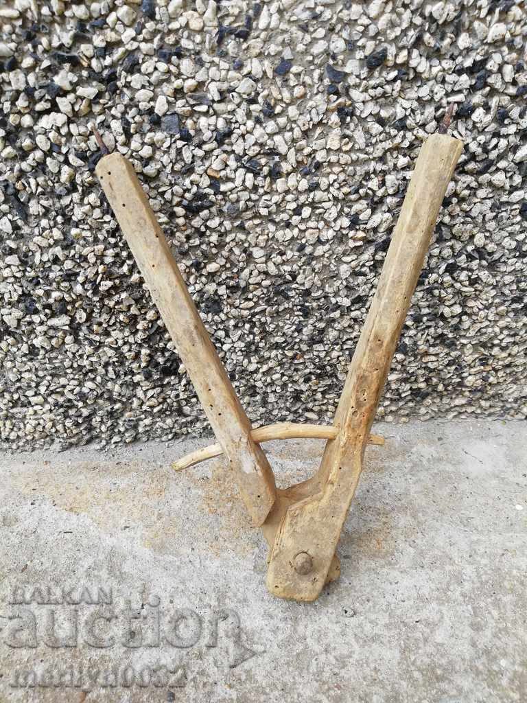 Old carpentry, wood, wooden, primitive - 6 Old carpentry, wood, wooden, primitive - 6