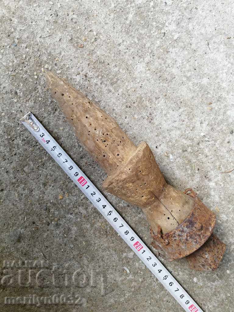 Auction Antique Anvil for Sharpening Scythes Auction Antique Anvil for Sharpening Scythes