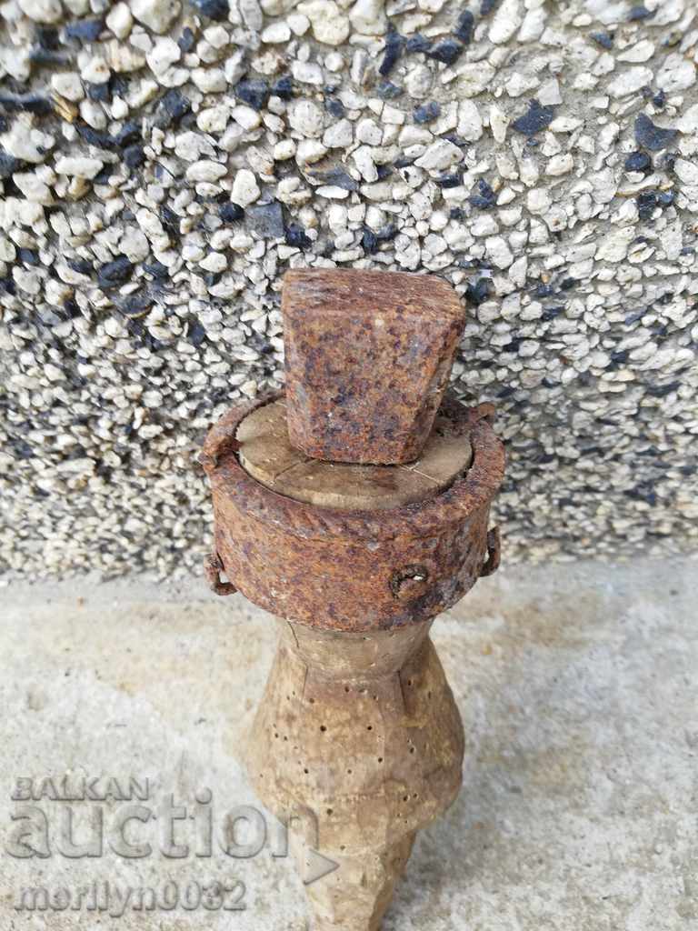 Veche nicovală pentru forjat coase - 5