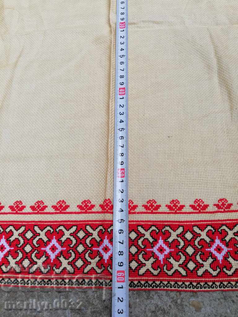 Delivery of Old embroidered cardboard, tablecloth, millet, Bulgarian embroidery Delivery of Old embroidered cardboard, tablecloth, millet, Bulgarian embroidery