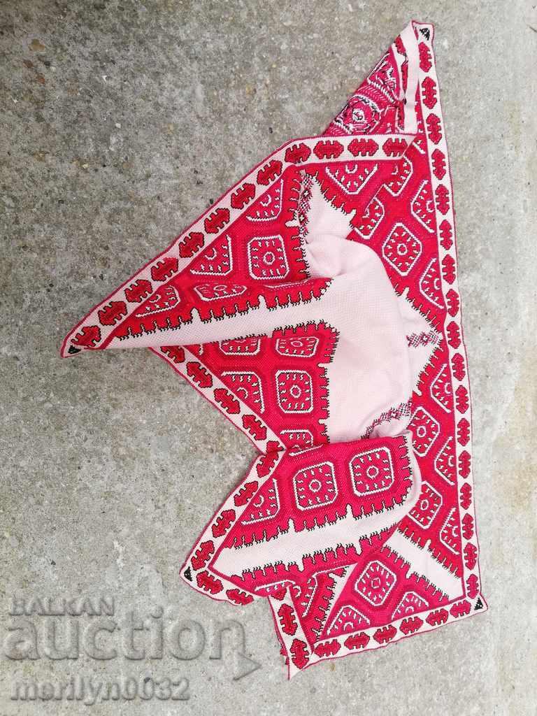 Auction  Old embroidered cardboard, tablecloth, millet, Bulgarian embroidery