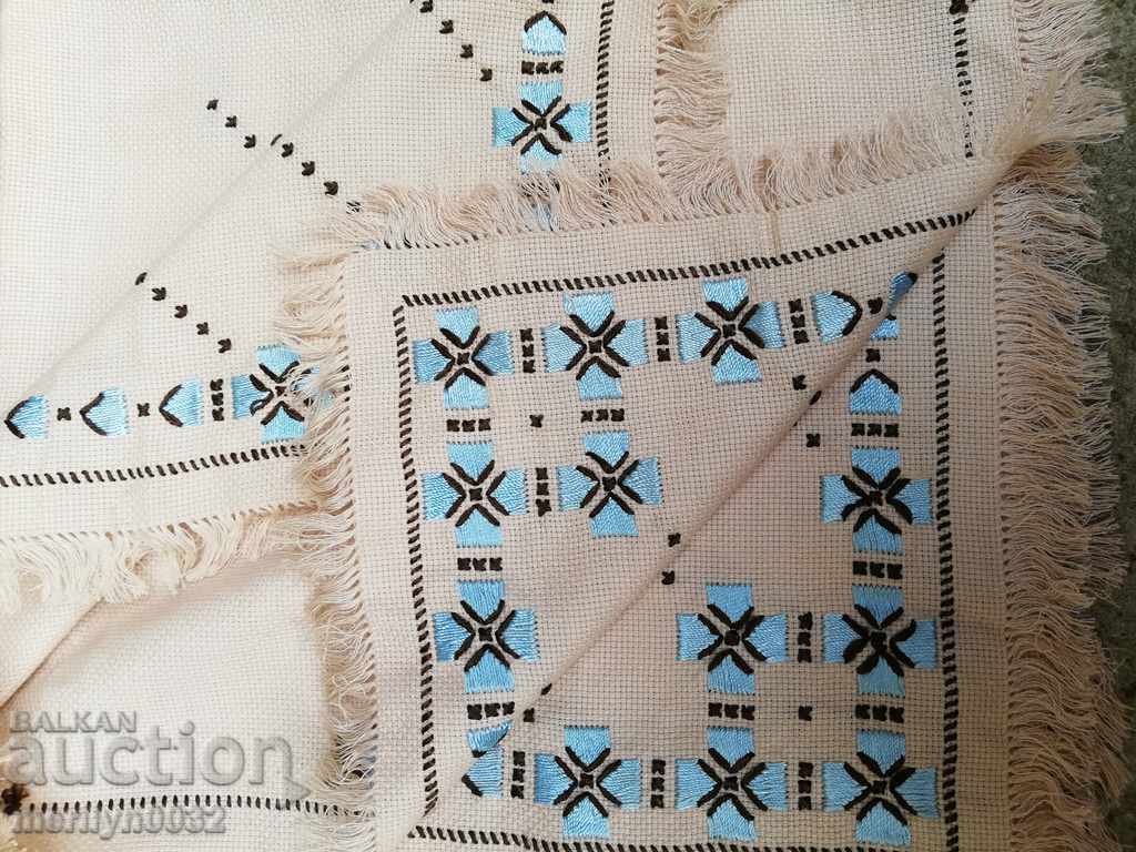 Livrarea Carton brodat vechi, fețe de masă, mei, broderie bulgară