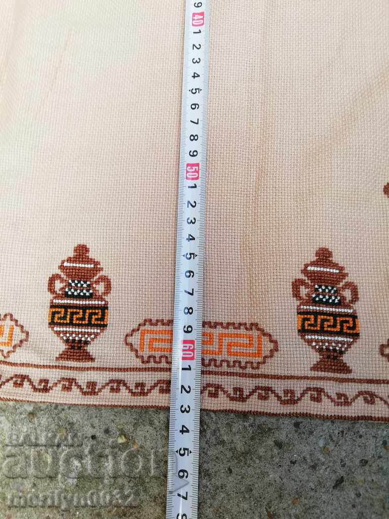 Delivery of Old embroidered cardboard, tablecloth, millet, Bulgarian embroidery Delivery of Old embroidered cardboard, tablecloth, millet, Bulgarian embroidery