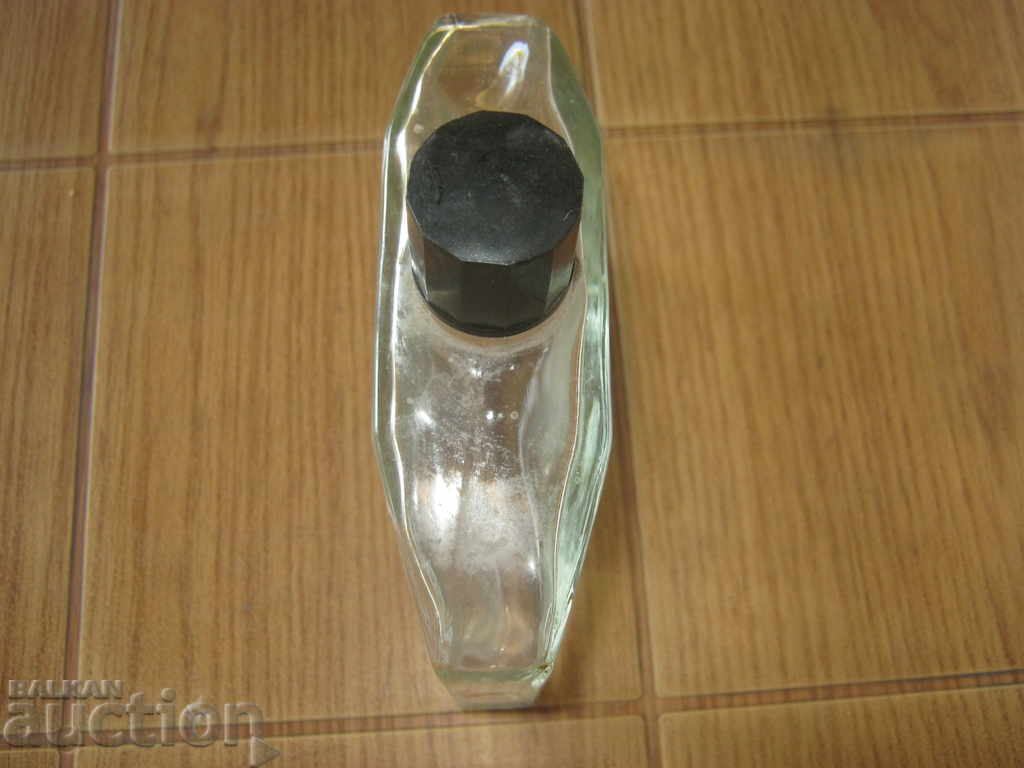 Δημοπρασία γυάλινη φιάλη