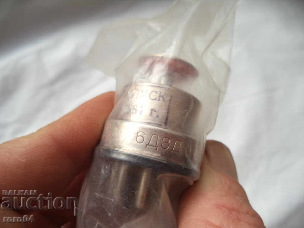 Delivery of Radiolampa detector diode UHF 6D3D USSR Delivery of Radiolampa detector diode UHF 6D3D USSR