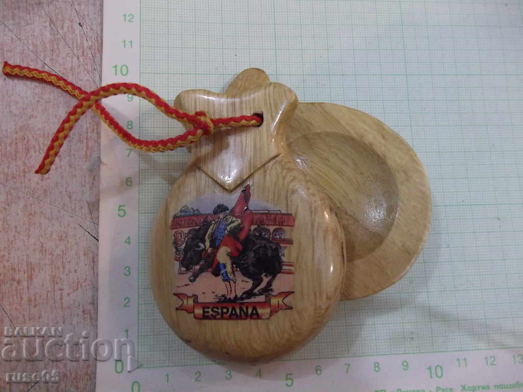 Cabine din lemn cu preț 20.00 BGN | € 10.23 Cabine din lemn cu preț 20.00 BGN | € 10.23