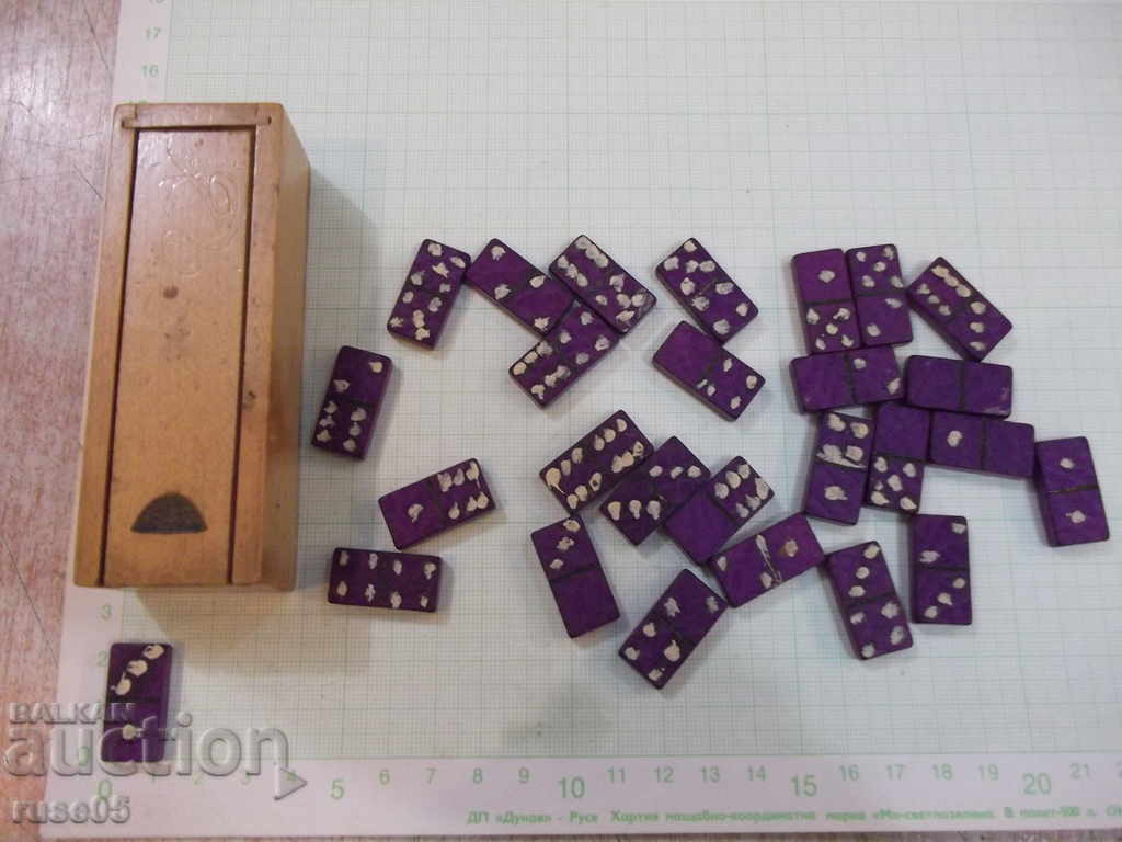 Auction  Domino a little wooden