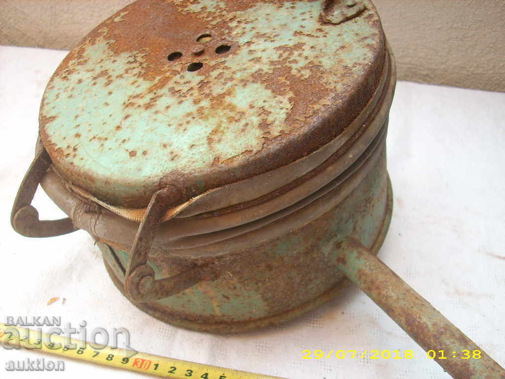 OLD SPRAYING PADS WITH POWDER - 5 OLD SPRAYING PADS WITH POWDER - 5