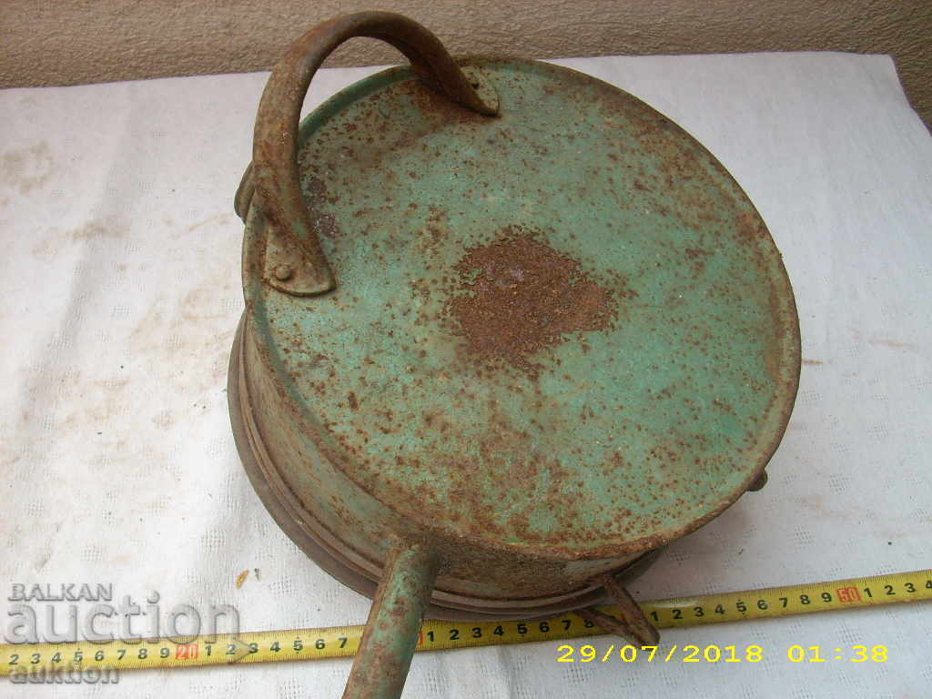 OLD SPRAYING PADS WITH POWDER - 7 OLD SPRAYING PADS WITH POWDER - 7