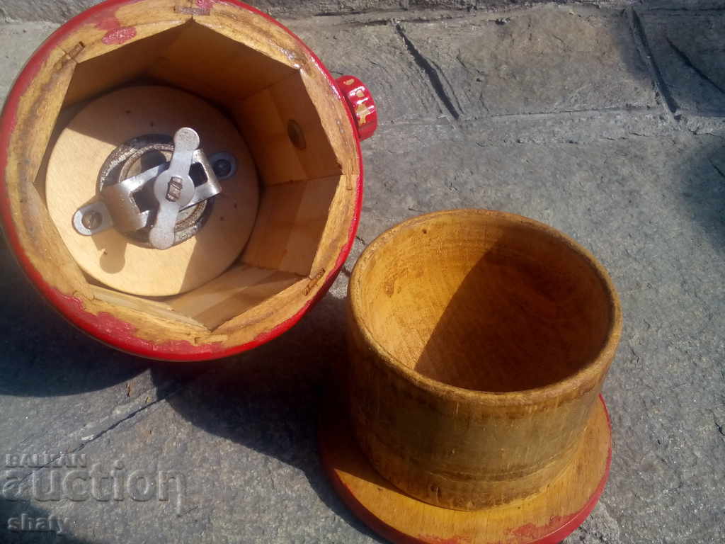 Μεγάλο παλιό μύλο. Καφετιέρα. - 6 Μεγάλο παλιό μύλο. Καφετιέρα. - 6