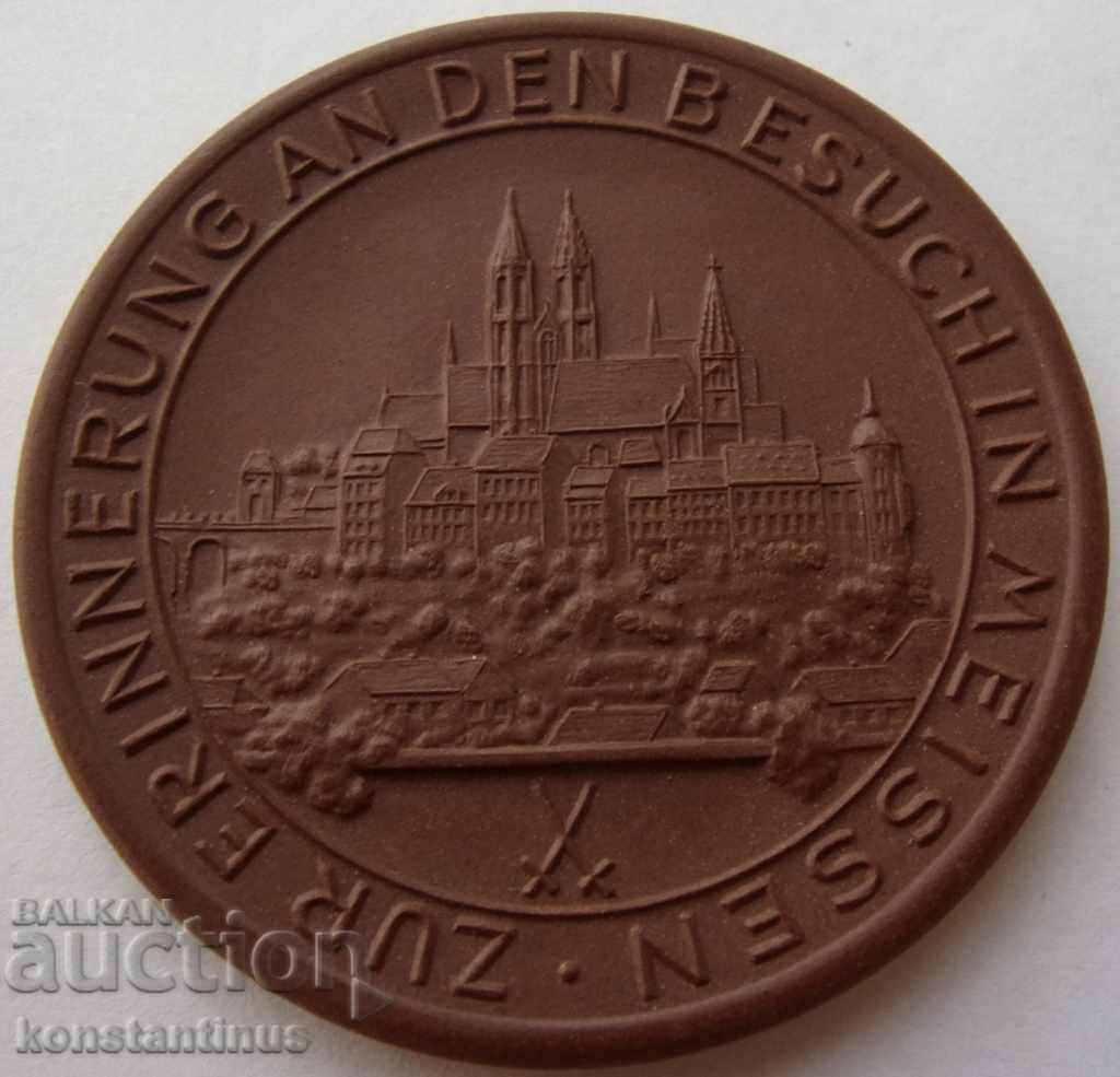 Порцелан, 200 год. Манифактура Майсен 1910 18,5гр. 53мм с цена € 23.01 | 45.00 лв. Порцелан, 200 год. Манифактура Майсен 1910 18,5гр. 53мм с цена € 23.01 | 45.00 лв.