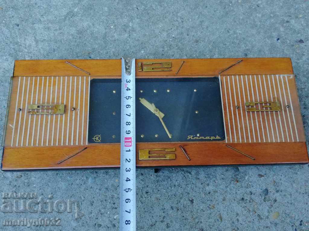 Clock Clock "Jantar, USSR alarm clock with price 36.00 BGN | € 18.41 Clock Clock "Jantar, USSR alarm clock with price 36.00 BGN | € 18.41