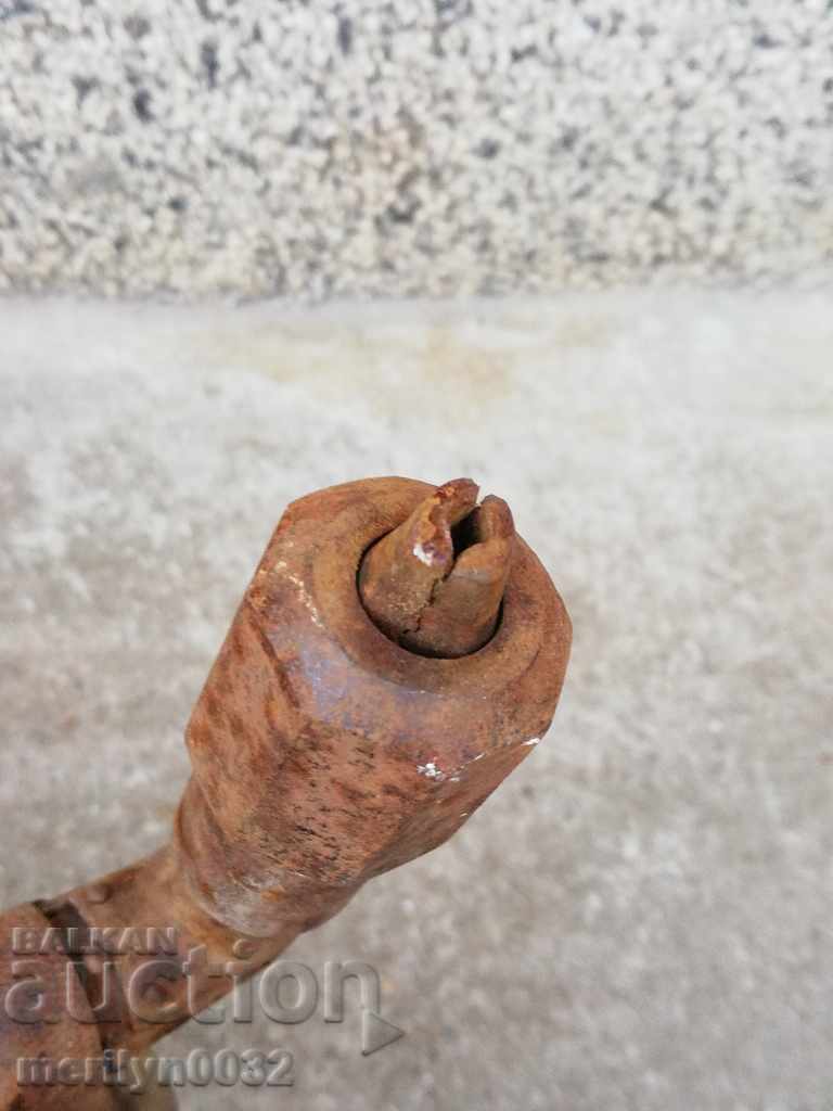 Sculptor vechi, criză, efracție, începutul secolului al XX-lea cu preț 35.00 BGN | € 17.90