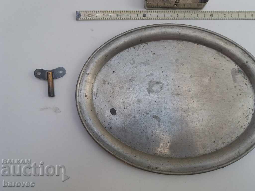 Lot of old metal objects with price 19.99 BGN | € 10.22 Lot of old metal objects with price 19.99 BGN | € 10.22