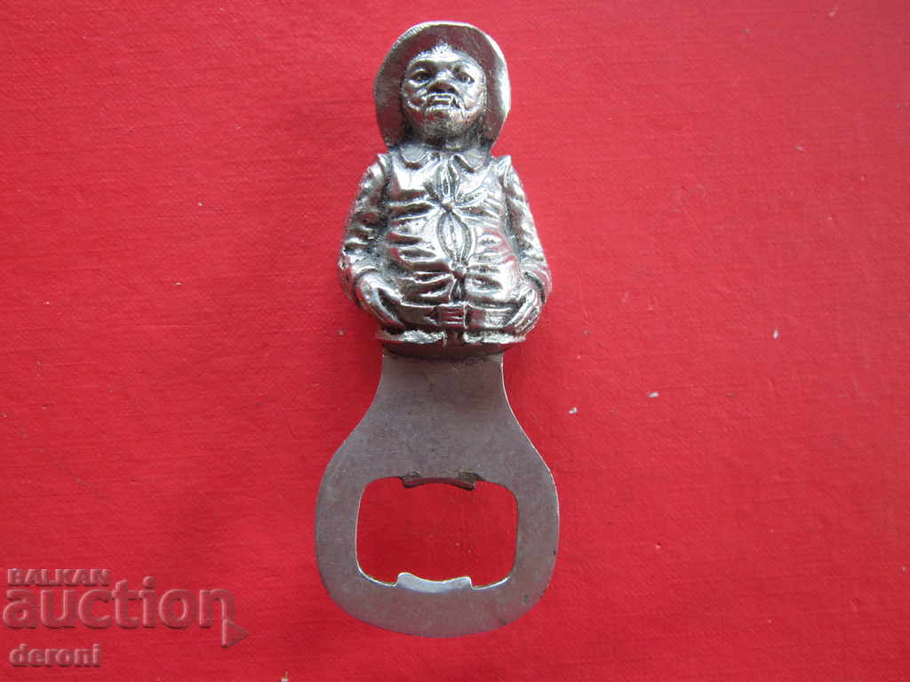 Unique bronze opener for Mexican bandit corkscrew with price 20.00 BGN | € 10.23 Unique bronze opener for Mexican bandit corkscrew with price 20.00 BGN | € 10.23