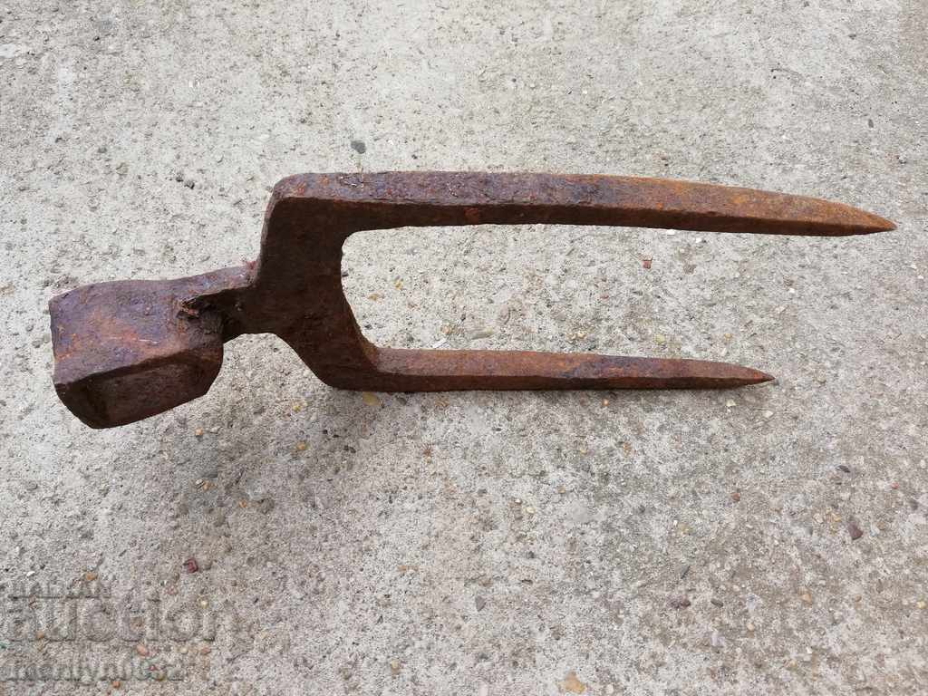 Old twin forged, villa, wrought iron with price 43.00 BGN | € 21.99 Old twin forged, villa, wrought iron with price 43.00 BGN | € 21.99