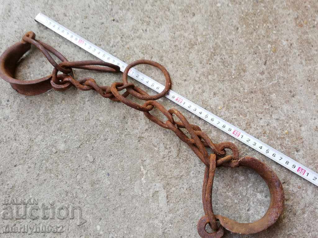 Delivery of Hand forged buckles, shackles, chain, wrought iron Delivery of Hand forged buckles, shackles, chain, wrought iron