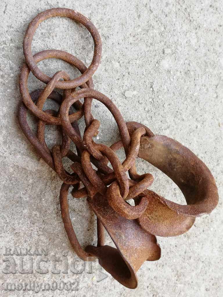 Hand forged buckles, shackles, chain, wrought iron - 7 Hand forged buckles, shackles, chain, wrought iron - 7