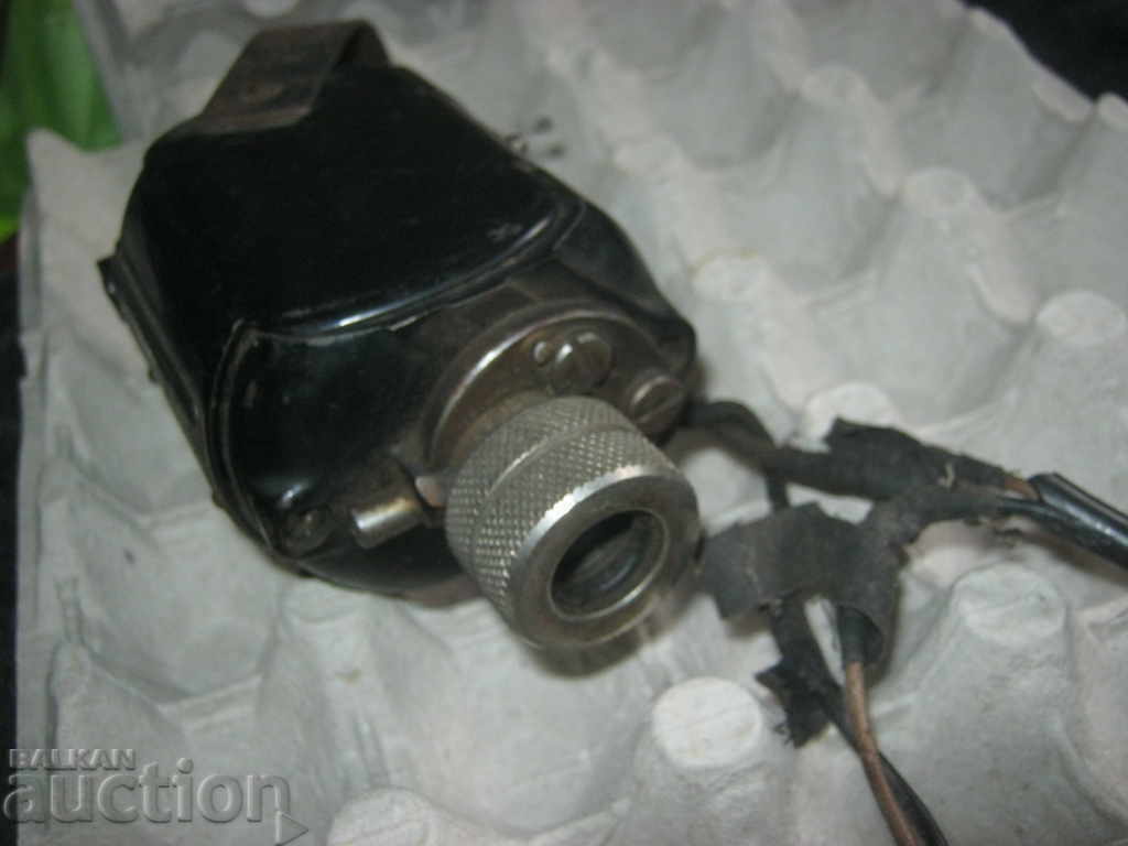 Licitație Cântăreaţă. Motorul mașinii de cusut. Licitație Cântăreaţă. Motorul mașinii de cusut.