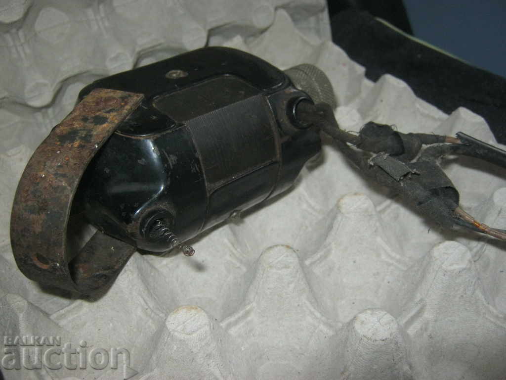 Singer. Sewing machine motor. - 6