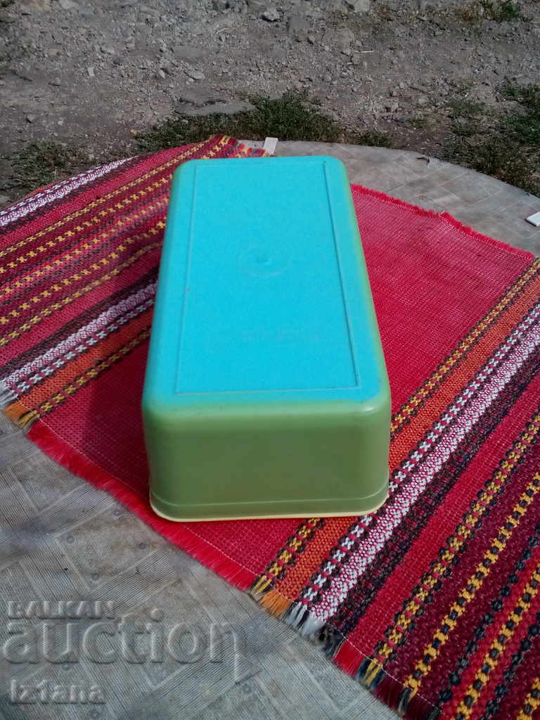 An old food box - 6 An old food box - 6