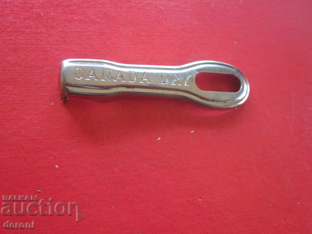 Delivery of Collectible old Canada Dry Delivery of Collectible old Canada Dry