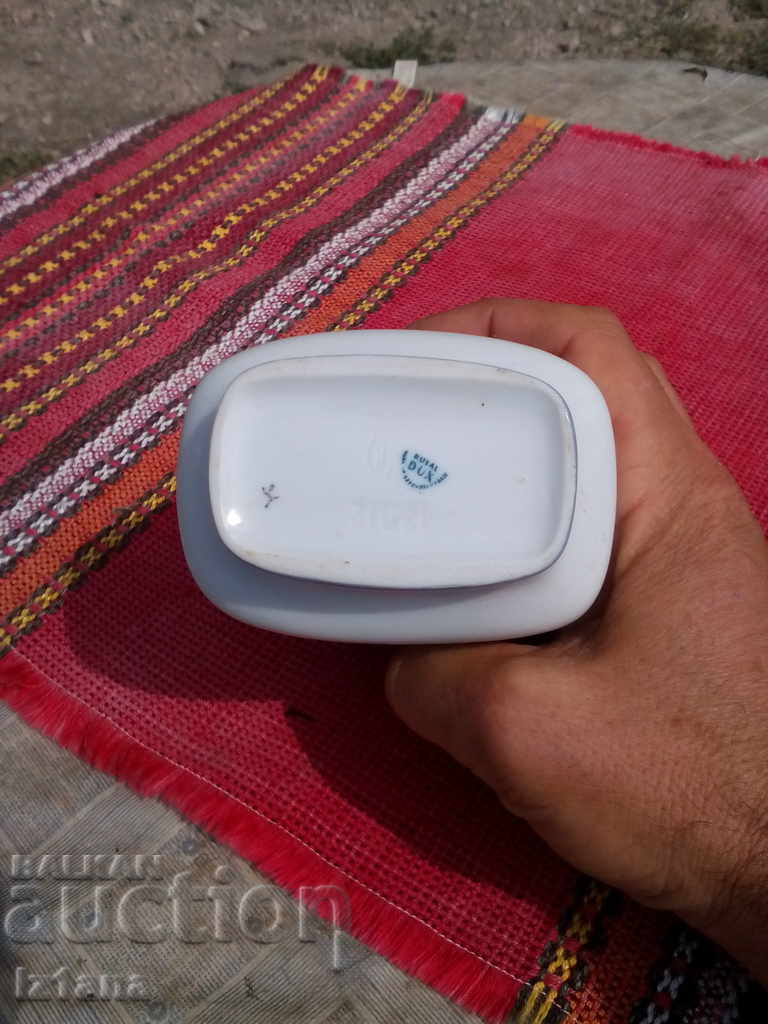 Стара порцеланова каничка сувенир - 6 Стара порцеланова каничка сувенир - 6