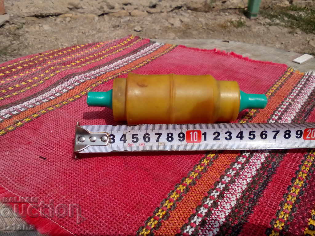 Auction An old hand pump for liquids Auction An old hand pump for liquids