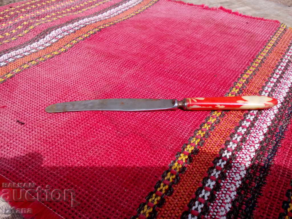 Auction An old knife Auction An old knife