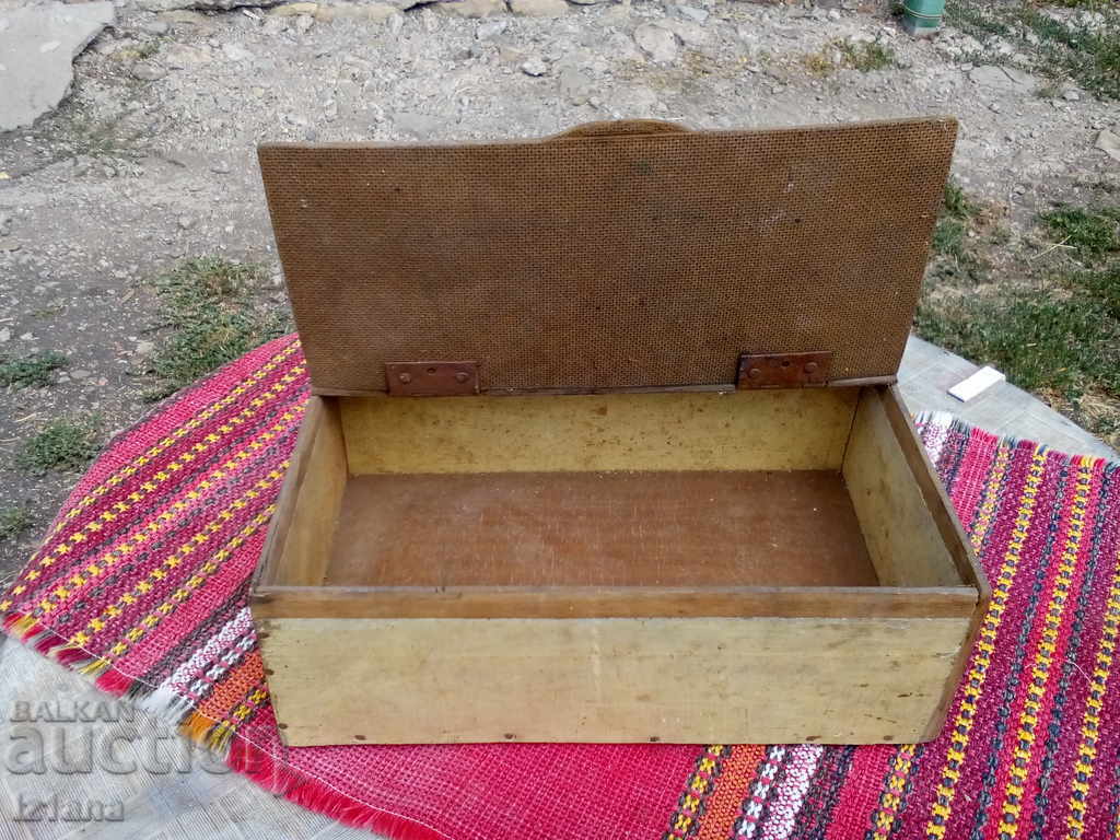 Old wooden box with price 12.00 BGN | € 6.14 Old wooden box with price 12.00 BGN | € 6.14