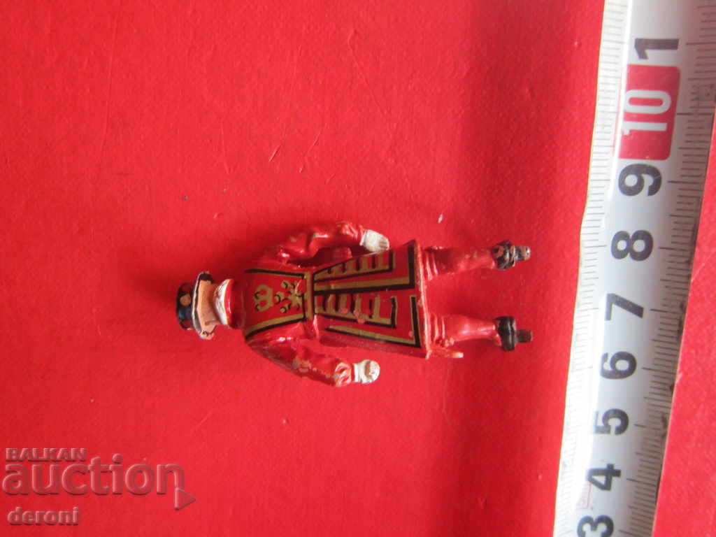 Metal figure figure with price 5.00 BGN | € 2.56 Metal figure figure with price 5.00 BGN | € 2.56
