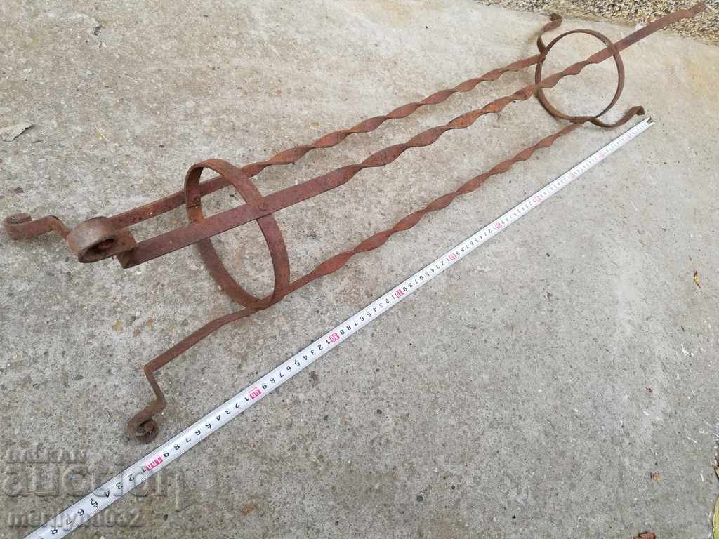 Delivery of Flower-house, spittoon, wrought iron, candlestick, lighthouse for torch Delivery of Flower-house, spittoon, wrought iron, candlestick, lighthouse for torch