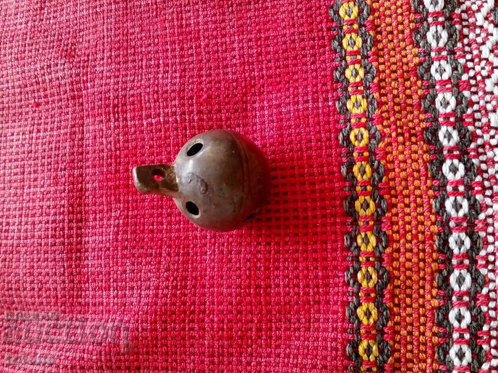 Auction An old bell, a bell Auction An old bell, a bell