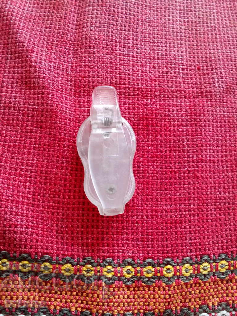 Auction Old phone pinch Auction Old phone pinch