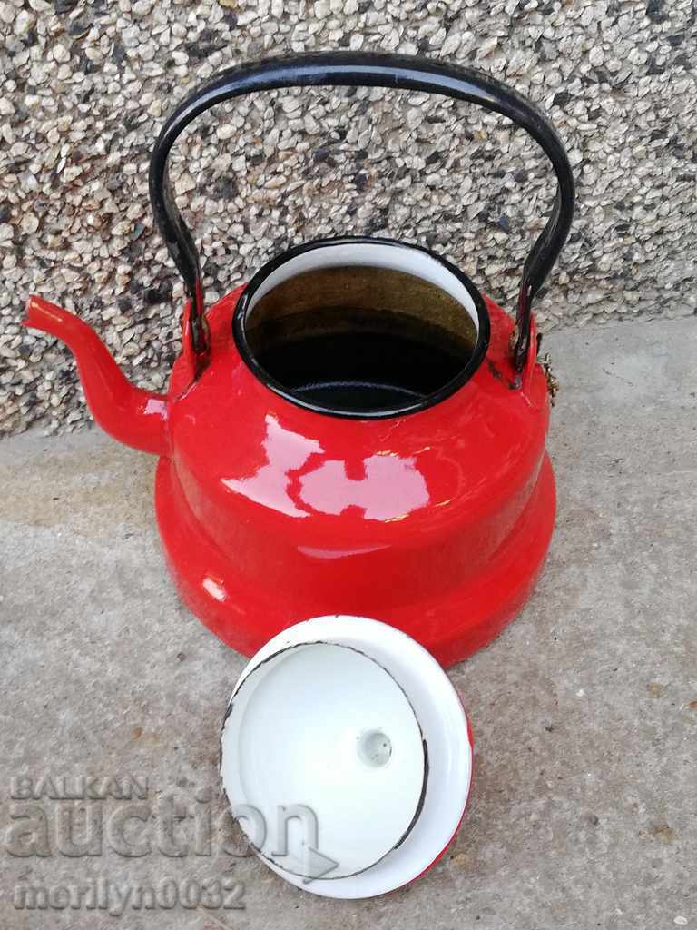 Δημοπρασία Παλιά εμαγιέ τσαγιέρα, καφετιέρα, βραστήρα Δημοπρασία Παλιά εμαγιέ τσαγιέρα, καφετιέρα, βραστήρα