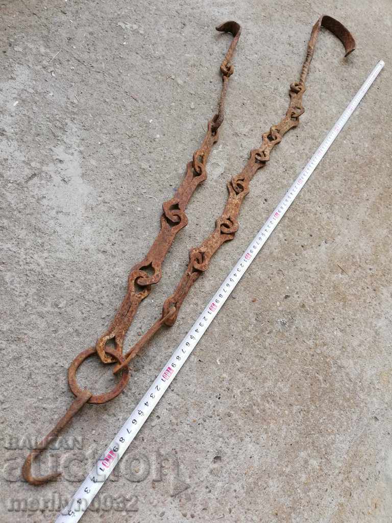 Auction Old wrought iron chain with hook, hearth chain hook chain Auction Old wrought iron chain with hook, hearth chain hook chain